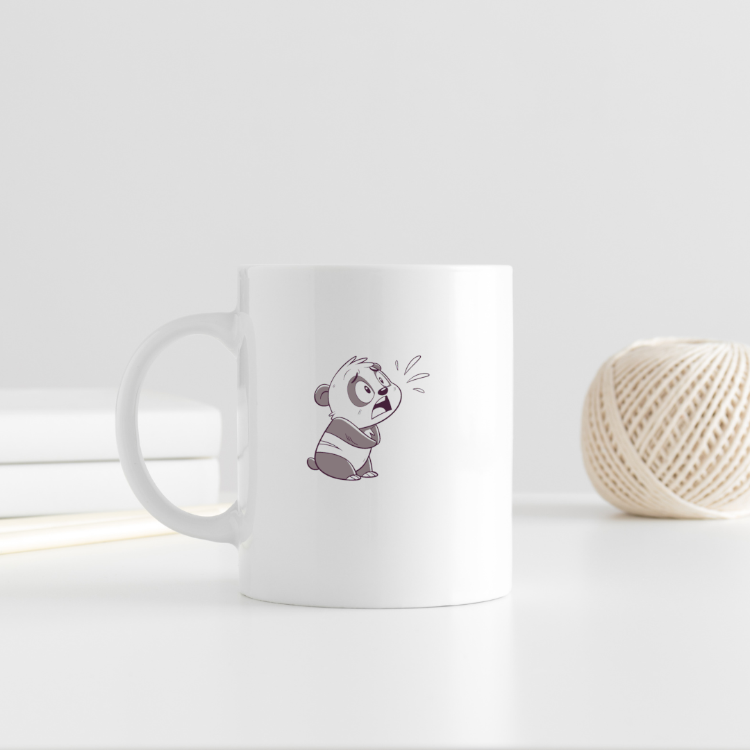 Mug avec panda surpris en doodle illustratif détail charmant pour une pause café