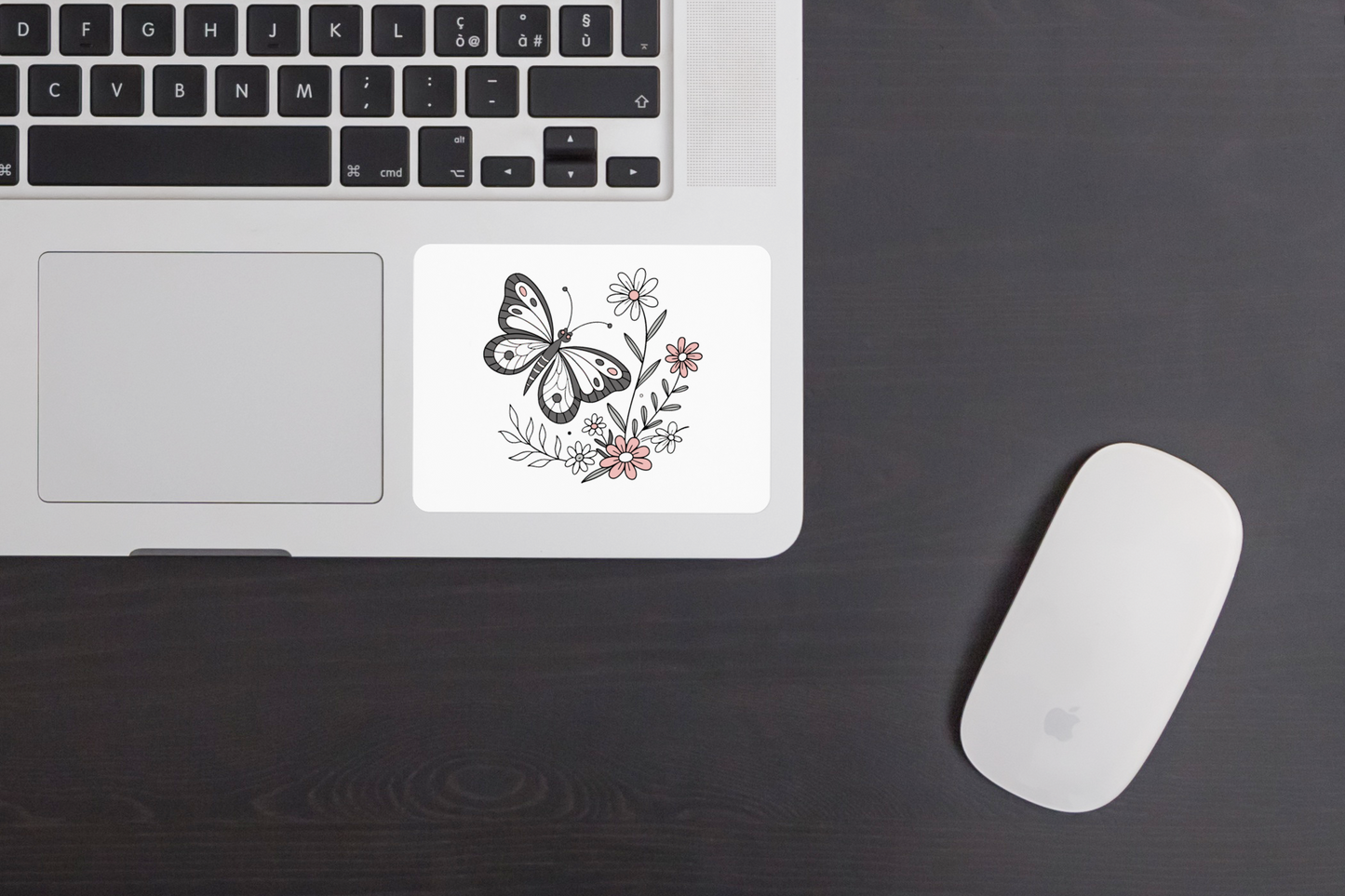 Sticker avec papillon pastel parmi des fleurs printanières graphiques lumineux