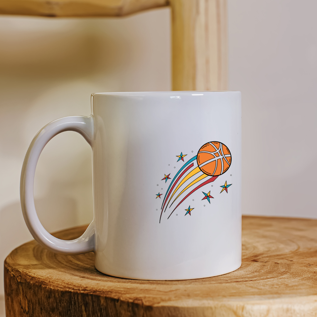 Mug avec motif rétro d'un ballon de basket étoilé sur fond sportif