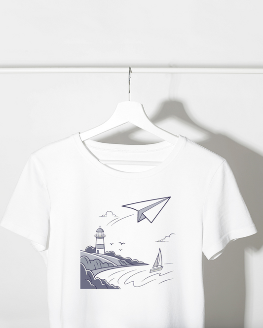 T-shirt avec design minimaliste représentant un planeur survolant un phare marin