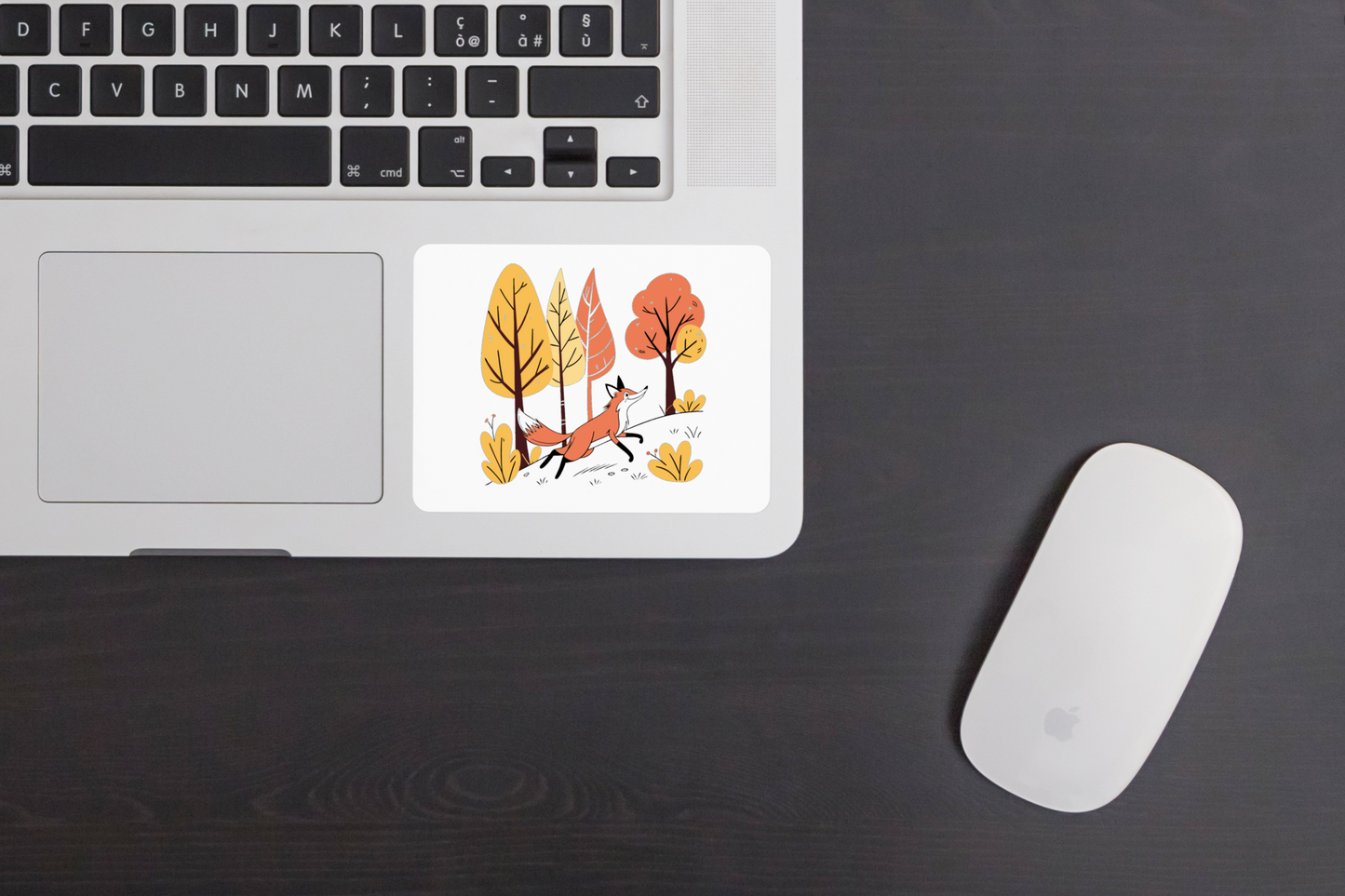 Sticker avec renard joueur en forêt automnale style décoratif charmant