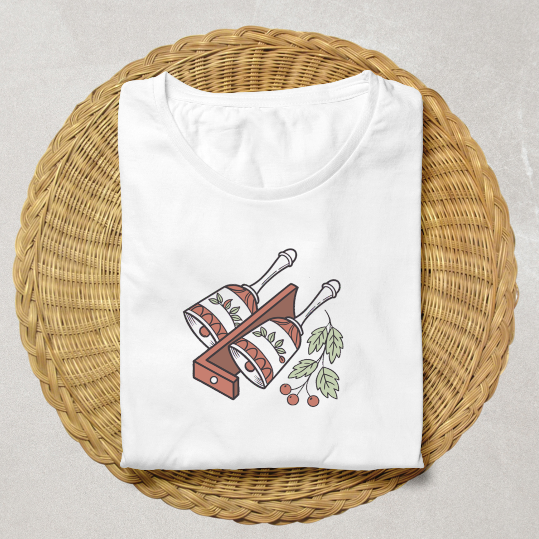 T-shirt vintage avec clochettes paisibles pour une touche naturelle et apaisante