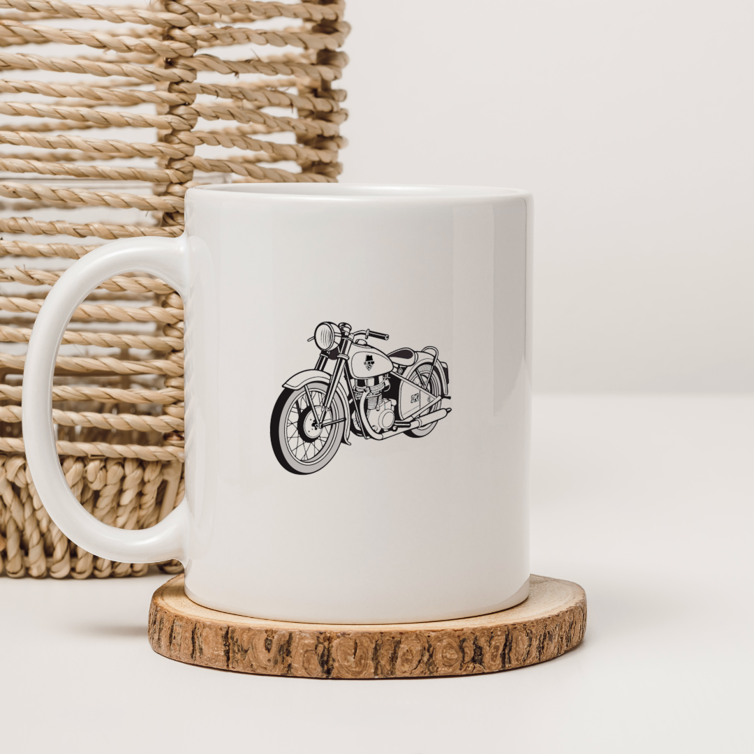 Design de moto rétro sur une tasse pour décoration quotidienne