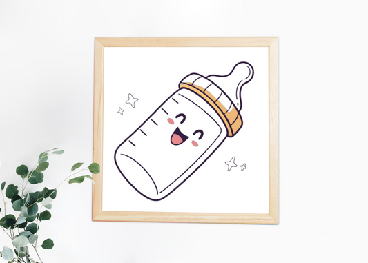 Cadre enfantin avec dessin d'un biberon souriant