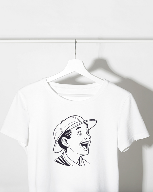 T-shirt avec un garçon vintage étonné en motif central rétro et captivant