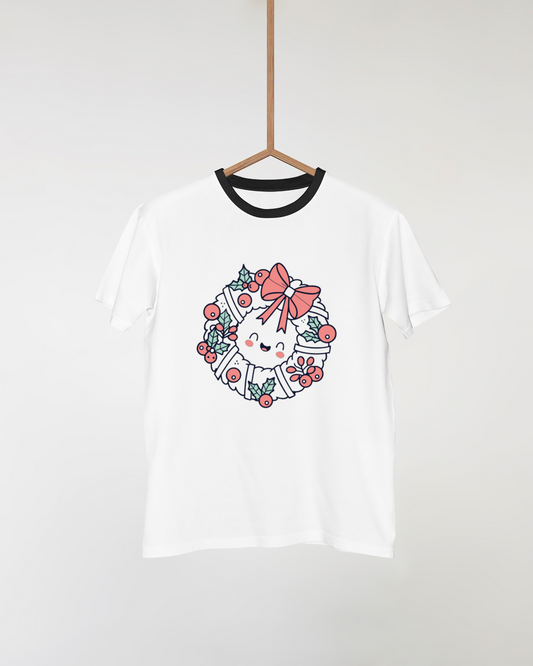 T-shirt illustré d'une couronne de Noël joyeuse dans un style festif et hivernal