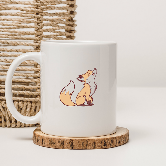 Mug avec un renard cartoon rieur en style numérique, ambiance nature paisible
