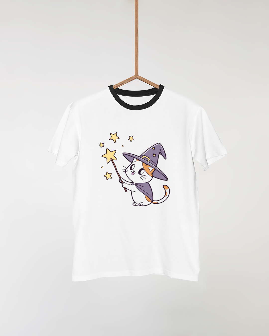T-shirt Halloween avec chat sorcier kawaii au style numérique enchanteur
