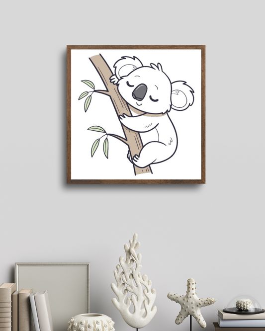 Cadre avec koala grimpant doux, ambiance nature, idéal pour une déco apaisante