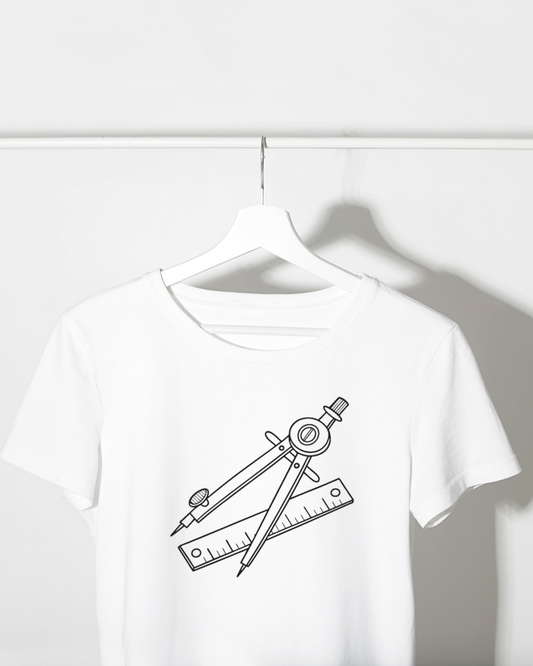T-shirt minimaliste avec icône numérique compas pour un look éducatif et moderne