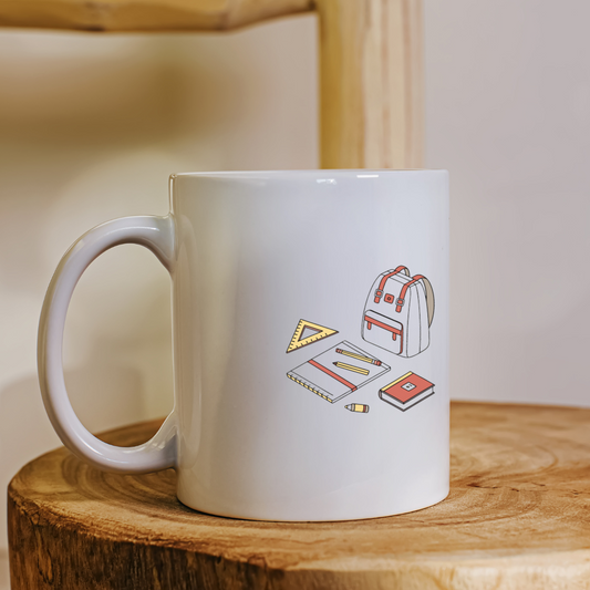 Mug décoré style minimaliste avec motif école pratique et ambiance rentrée studieuse