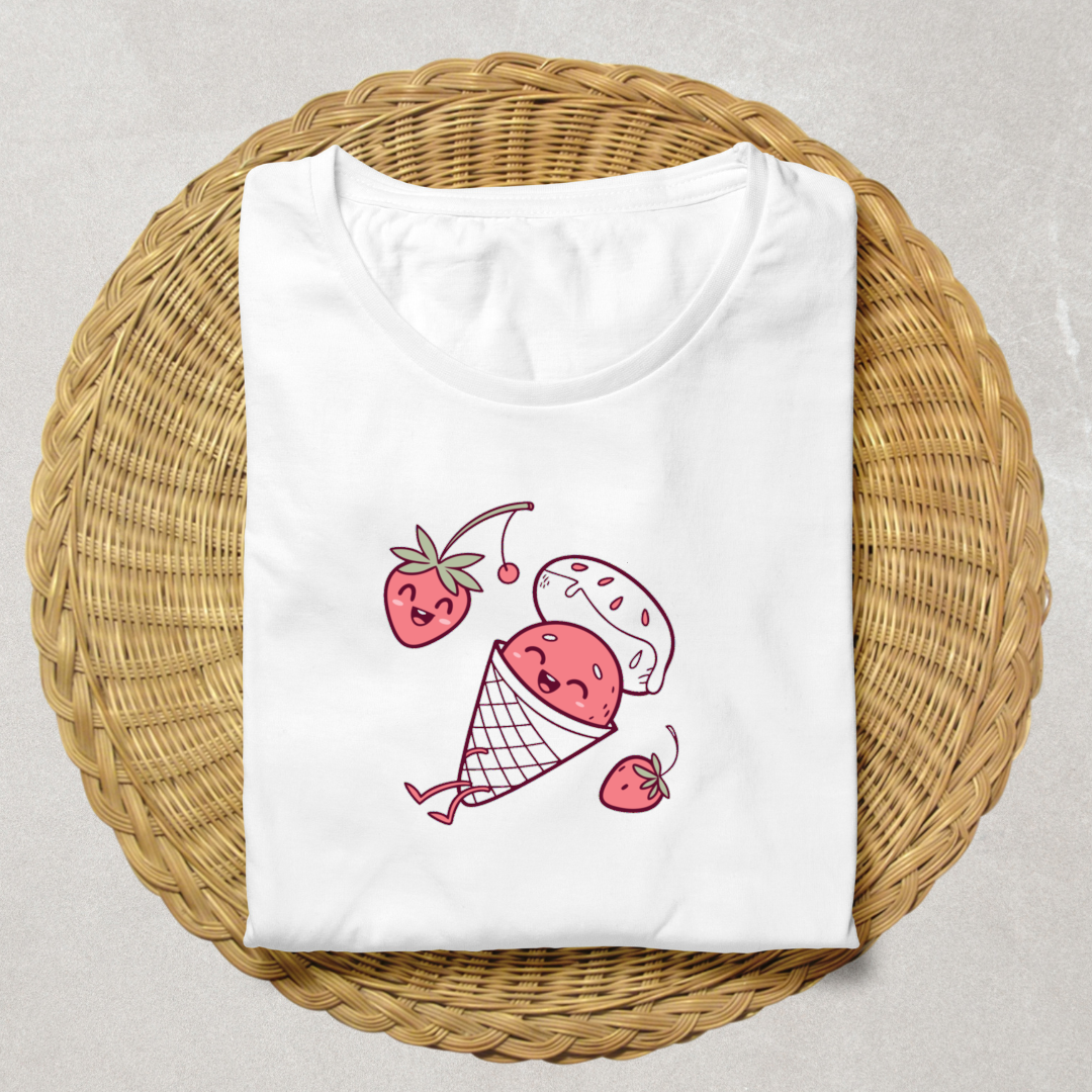 T-shirt avec fraise kawaii en cornet pour un style estival vibrant