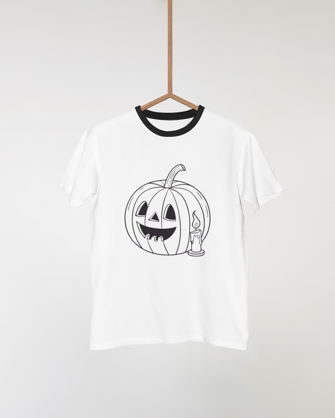 T-shirt amusant avec une citrouille souriante et bougie pour Halloween