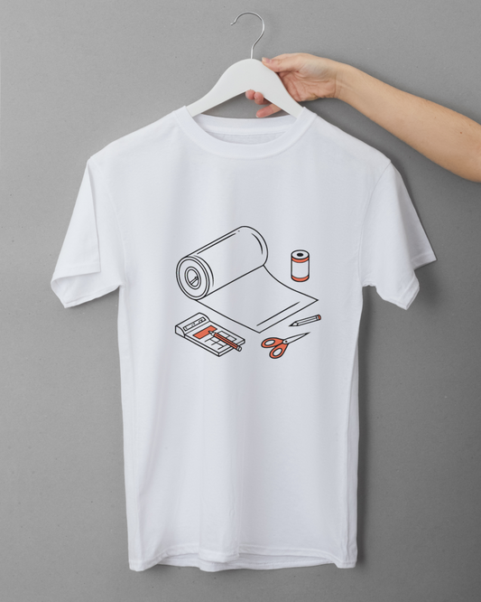 T-shirt moderne avec design minimaliste, inspiré de la papeterie créative