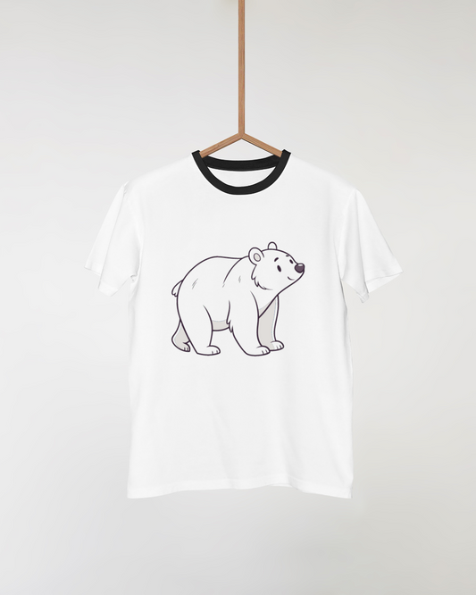 T-shirt kawaii avec ours polaire souriant en style vectoriel sur fond hivernal