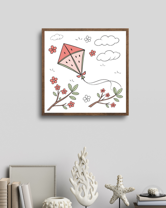 Cadre estival avec cerf-volant pastèque flottant sur fond clair et épuré