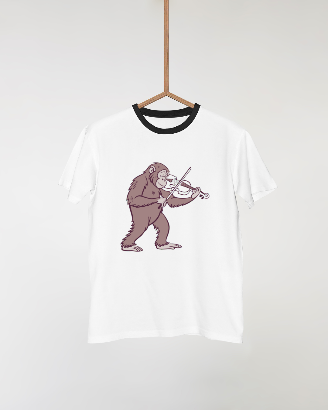 T-shirt artistique avec singe jouant du violon, style ludique et créatif