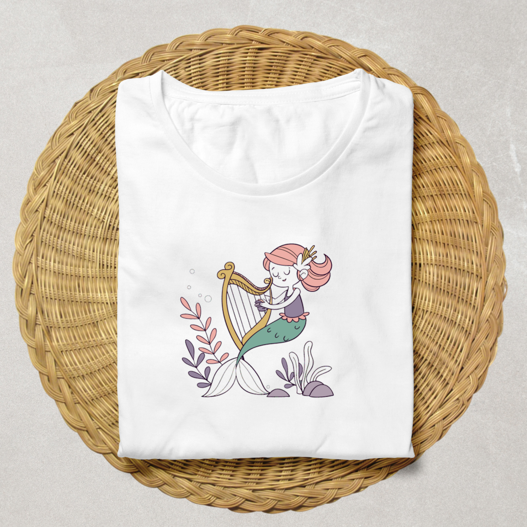T-shirt en coton orné d'une sirène jouant de la harpe, style océan rêveur
