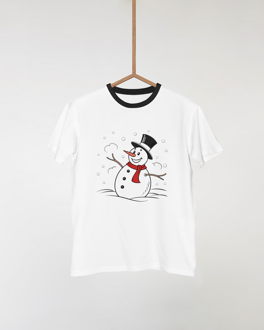 T-shirt avec un motif de bonhomme de neige joyeux dans un style minimaliste hivernal