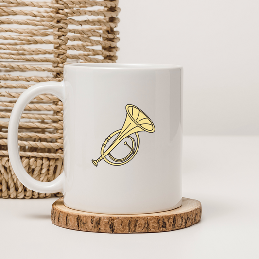 Mug avec décor musical et tuba stylisé dans un design moderne et captivant