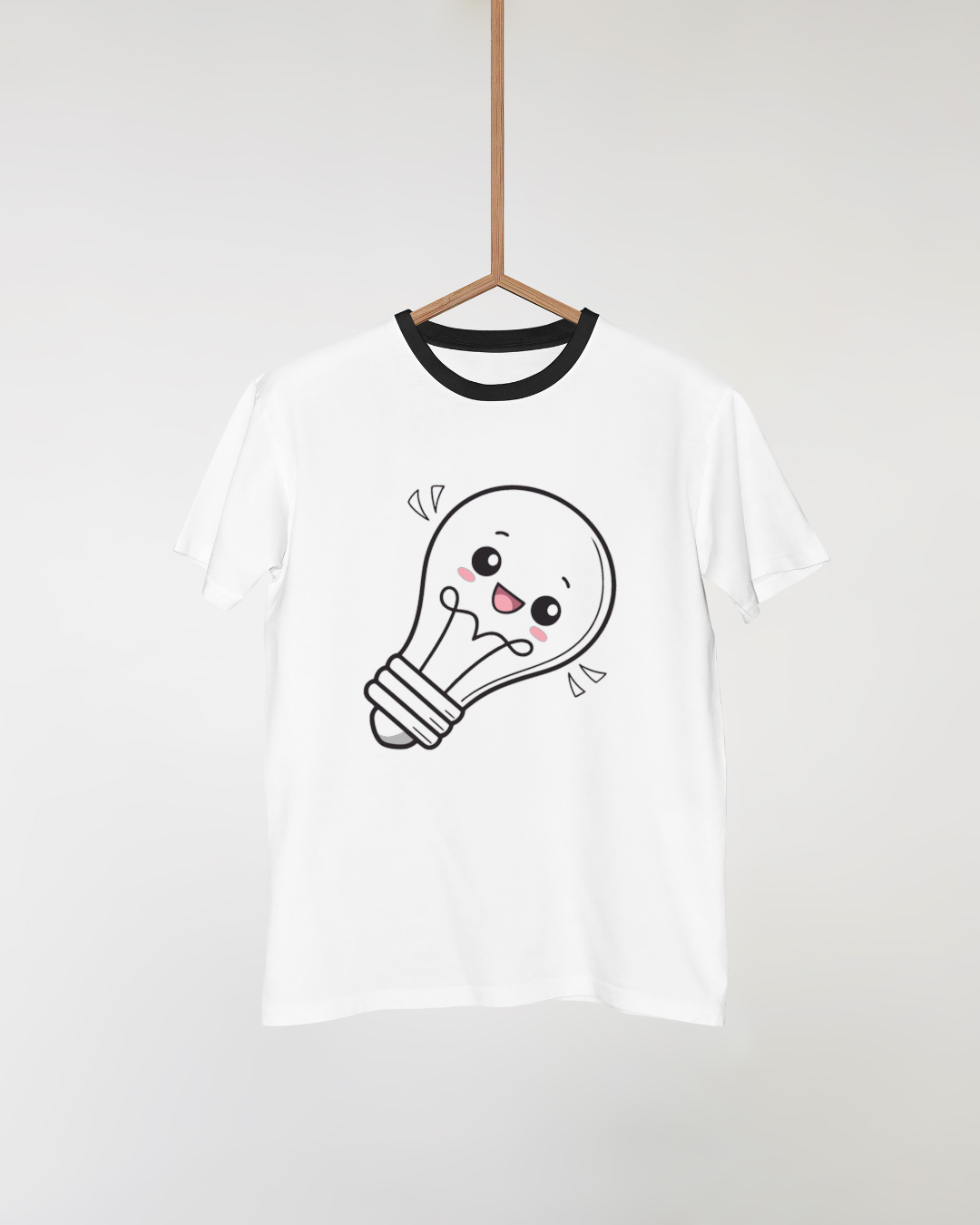 T-shirt avec une ampoule kawaii souriante décoration moderne et créative