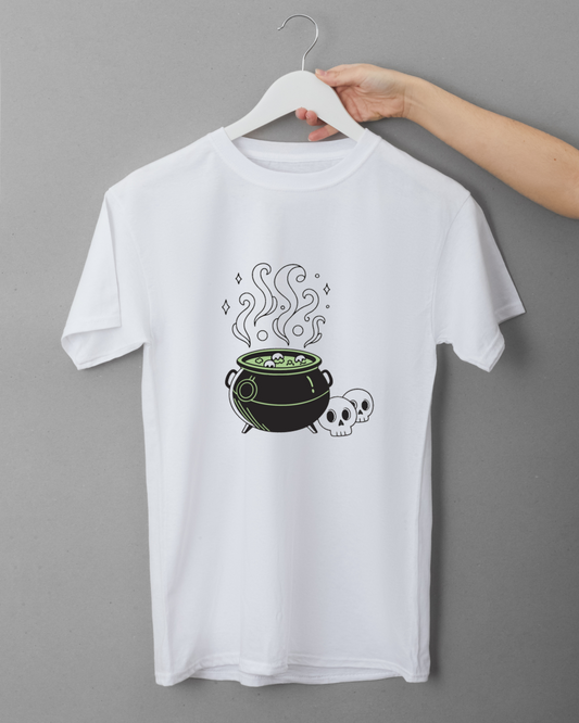 T-shirt avec design déco chaudron magique vibrant et festif pour Halloween
