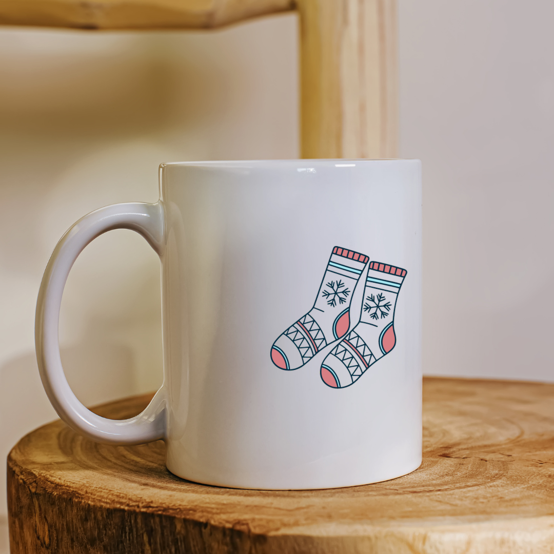 Mug minimaliste avec flocons hivernaux décoratifs pour une ambiance festive