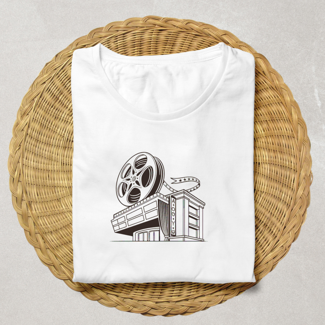 T-shirt avec illustration vintage de cinéma, idéal pour amoureux du cinéma