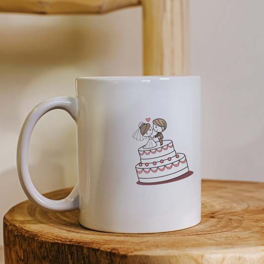 Couple joyeux sur un mug personnalisé, art vectoriel.