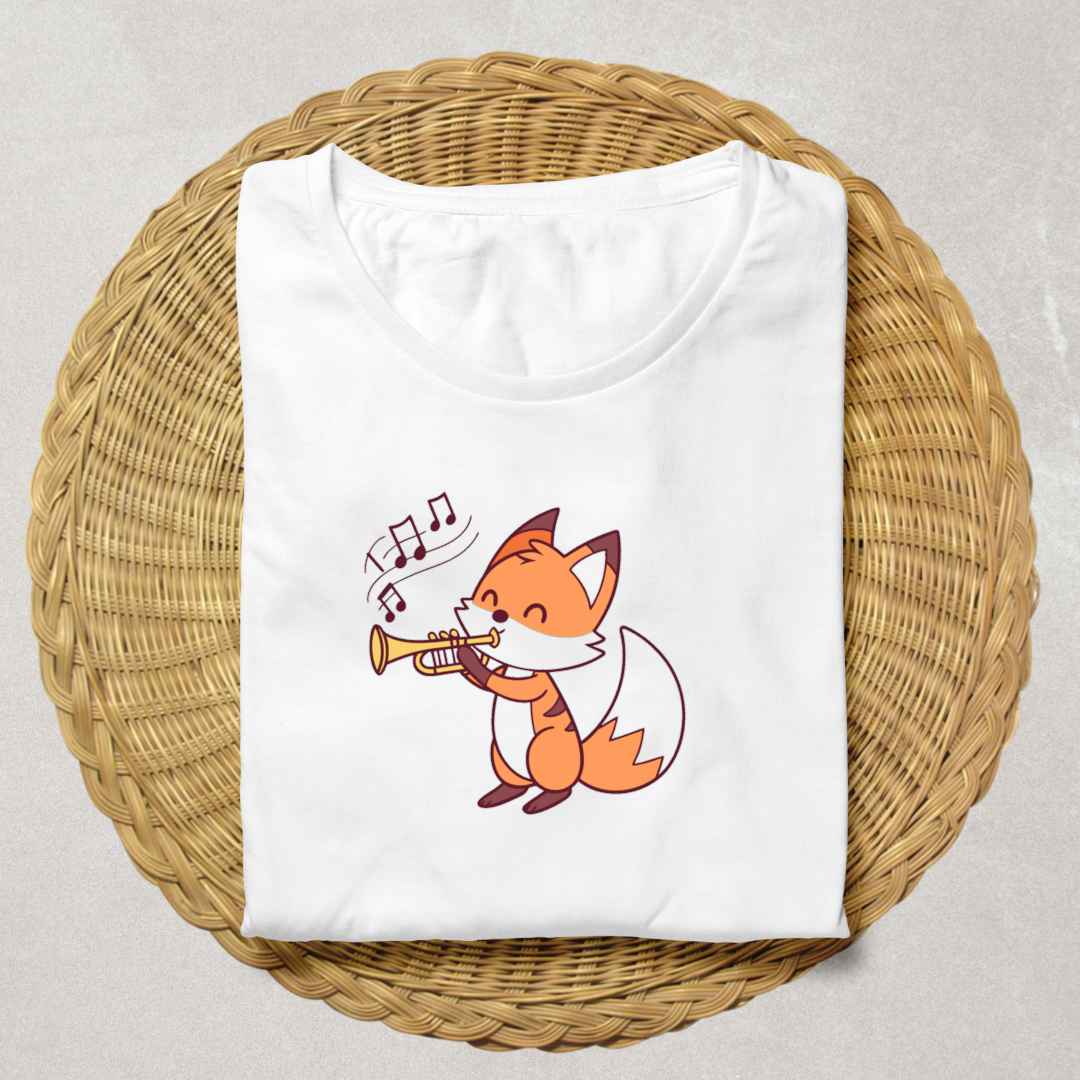 T-shirt avec un renard joyeux jouant de la trompette, ambiance ludique et nature