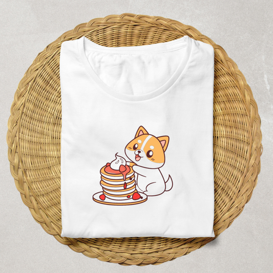 T-shirt kawaii avec motif de chien joyeux mangeant des crêpes décoratif et gourmand
