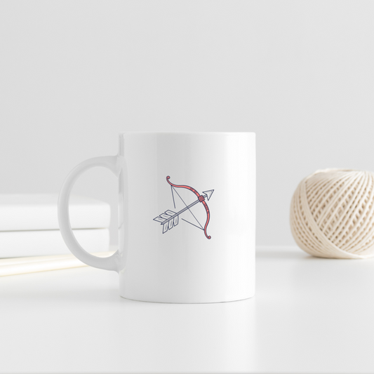 Mug décoré avec icône vectorielle délicate sur le thème aventure