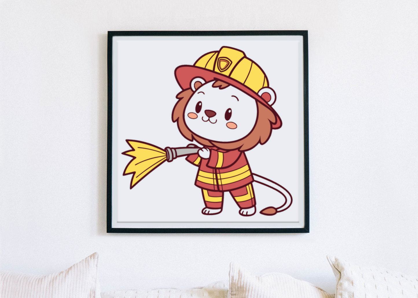 Cadre avec un petit lion pompier adorable en thème animalier décorant une pièce