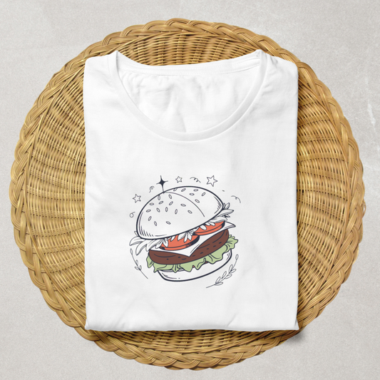 T-shirt avec burger pastel stylisé, design tendance sur fond gourmand inspirant