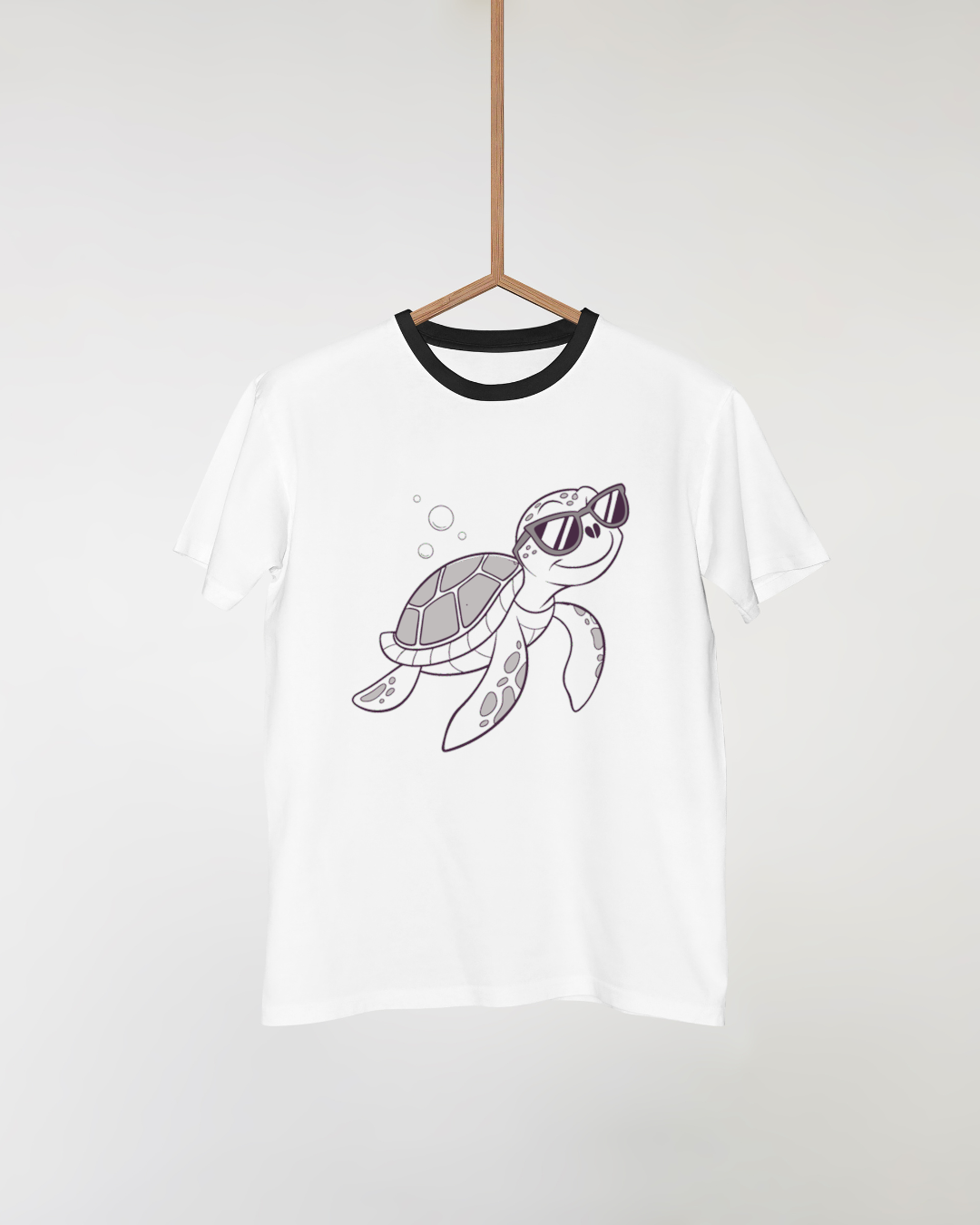 T-shirt avec tortue cool portant des lunettes style aventure aquatique en SVG funky