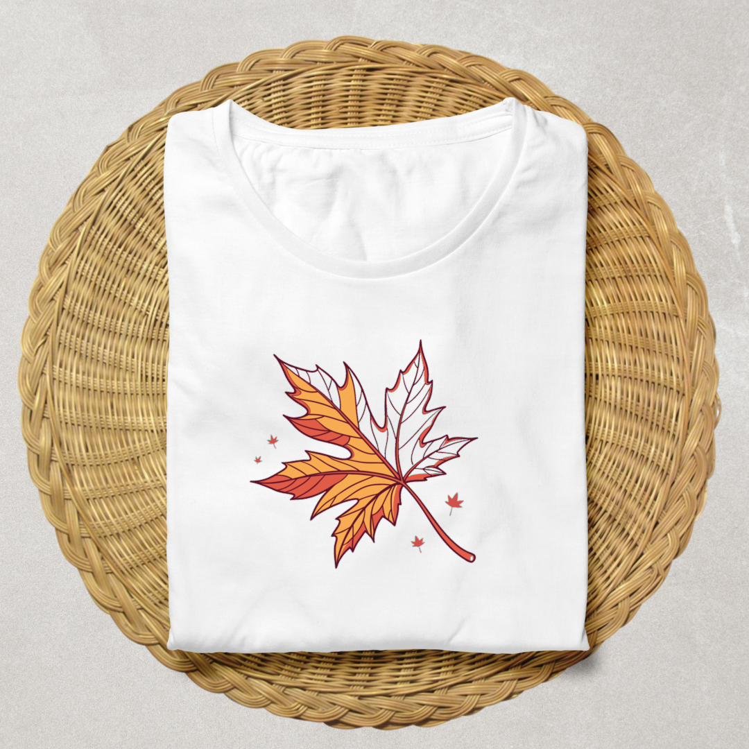 T-shirt orné d'une élégante feuille d'érable automnale stylisée pour un look nature