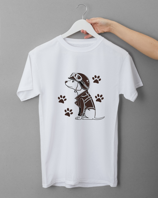 T-shirt avec chien motard stylisé vintage pour une touche aventureuse et unique