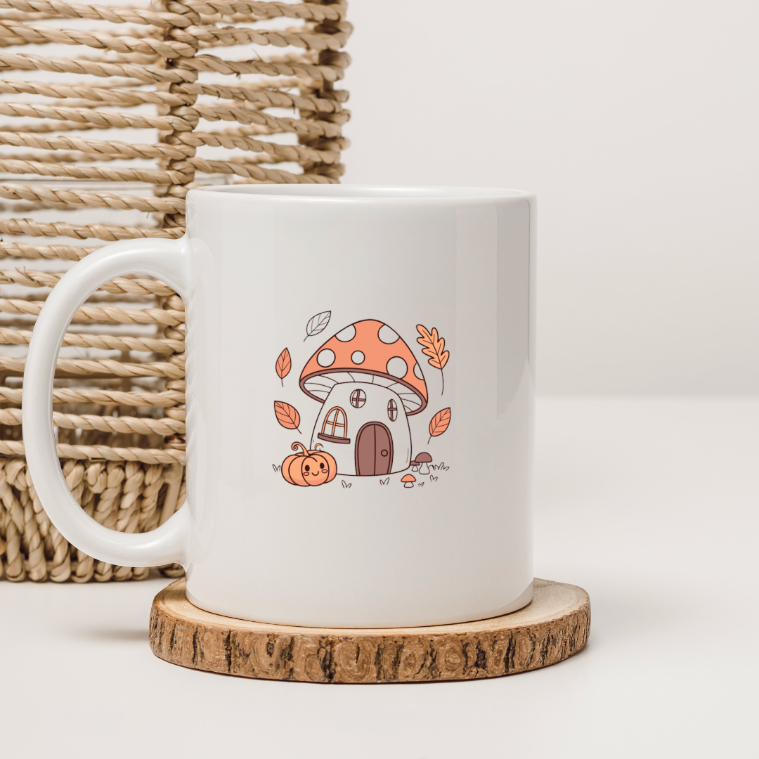 Mug avec une maison champignon cartoon dans un style automnal et enchanté