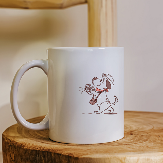 Mug original avec motif chic de chien photographe en quête d'aventure animalière