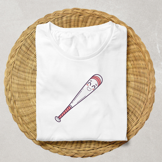 T-shirt avec batte de baseball souriante ludique sur fond minimaliste