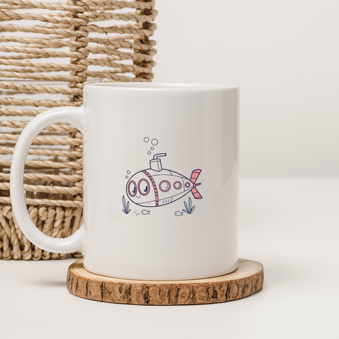 Mug avec sous-marin joyeux en style cartoon pour une aventure aquatique amusante
