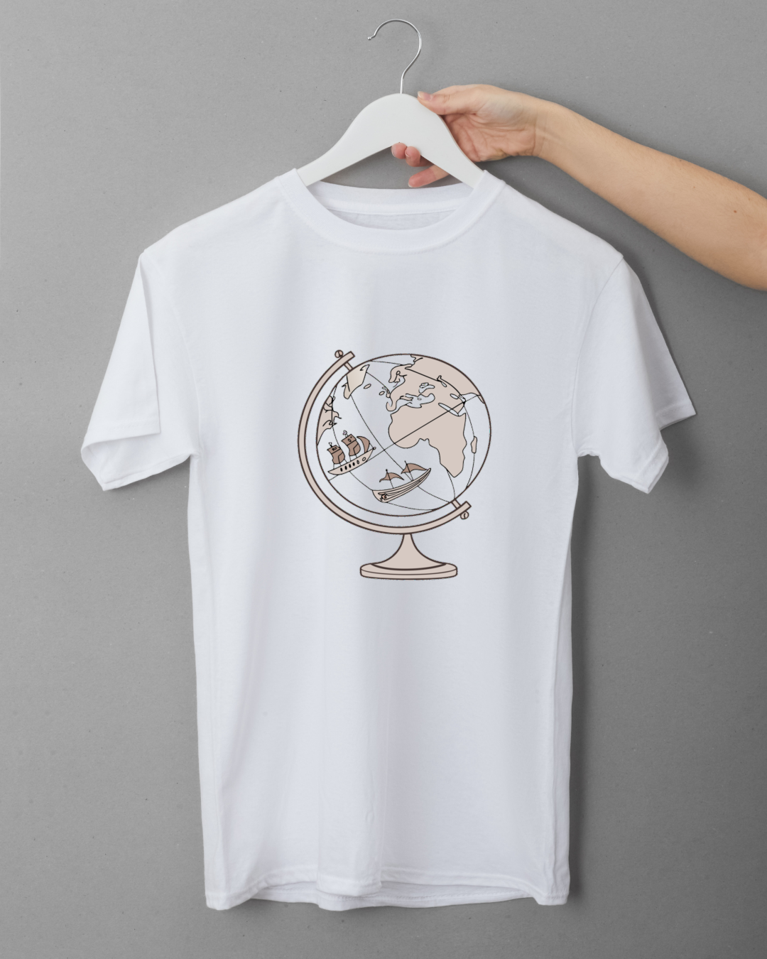 T-shirt orné d'un globe vectoriel, illustration voyage, style moderne et épuré