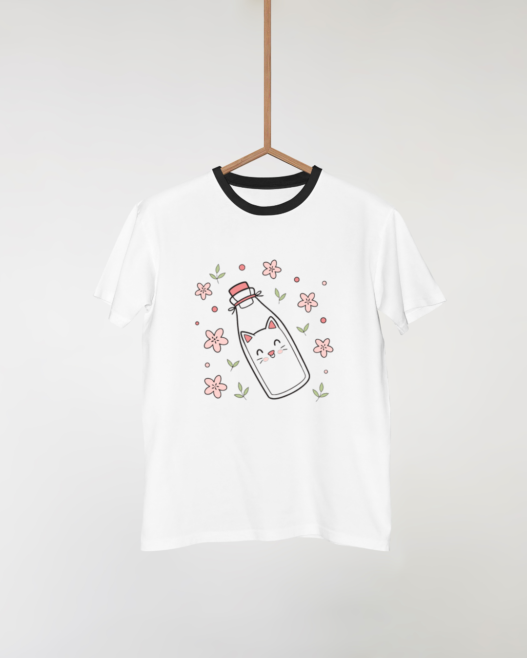 T-shirt fantaisie avec chat kawaii en bouteille entouré de fleurs printanières