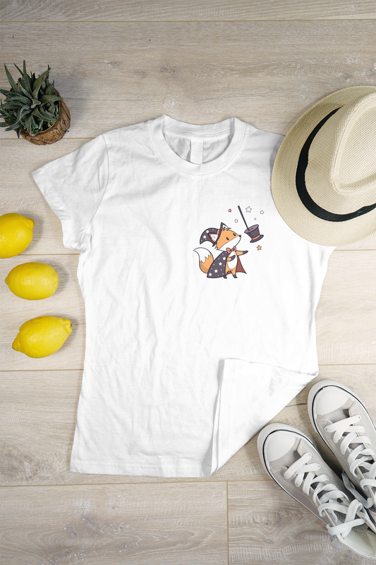 T-shirt fantaisie avec renard magicien charmant sur fond numérique enchanteur