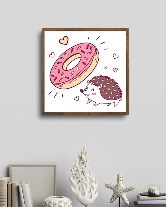 Cadre décoratif avec un hérisson cartoon et un donut coloré ambiance joyeuse