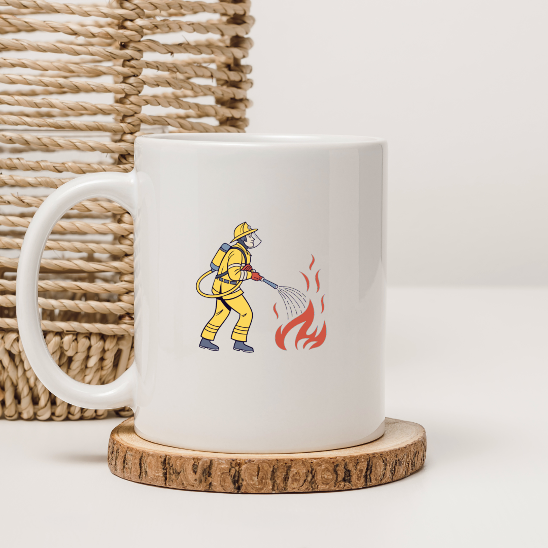 Illustration numérique de pompier éteignant un feu, style vintage, Pompier illustré pour produits personnalisés et DIY, Image vectorielle de pompier actif, emblème héroïque, Design du pompier sur t-shirt, motif vintage, Autocollant pompier vintage, idéal pour papeterie