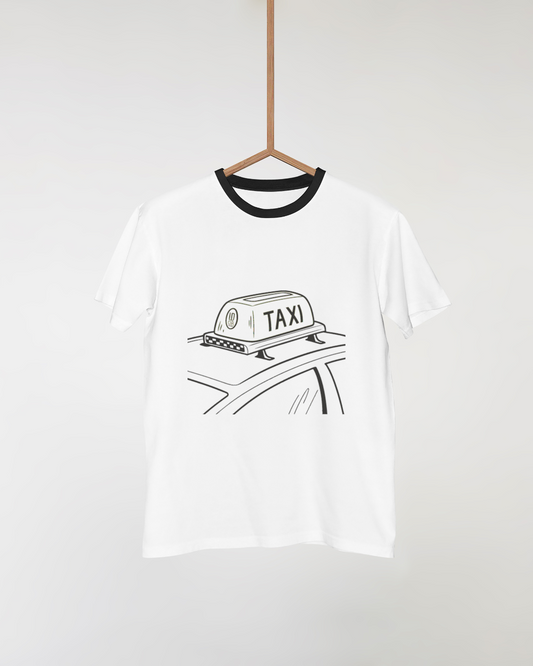 Illustration de l'enseigne taxi sur t-shirt, style vintage, Signalétique taxi vintage pour décorer un espace urbain, Affiche rétro avec enseigne de taxi, idéale pour les intérieurs, Illustration sur mug avec motif taxi, style unique, Sticker d'une enseigne de taxi, parfait pour DIY et déco