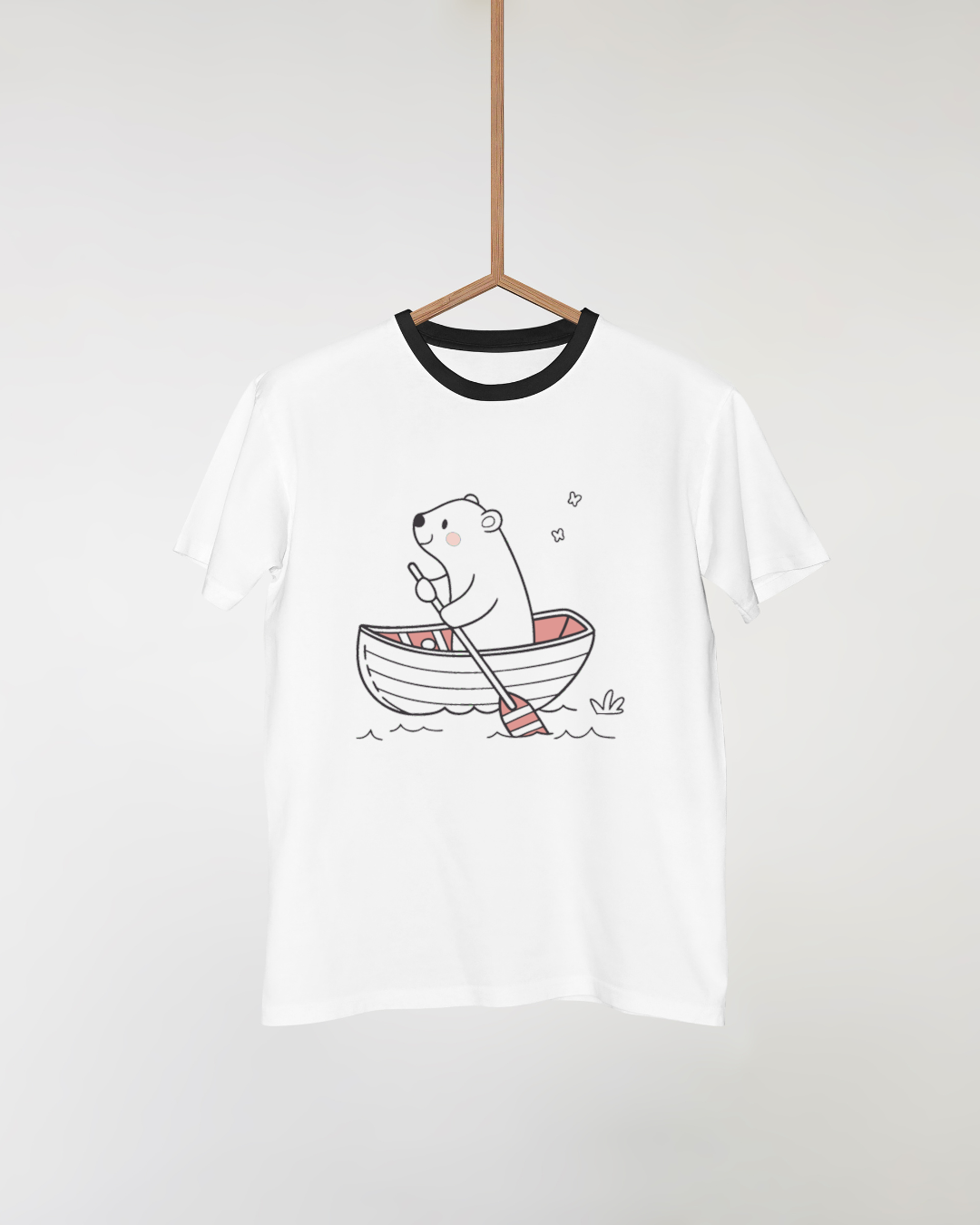 T-shirt orné d’un ours joyeux naviguant dans un style vintage et aventure nautique