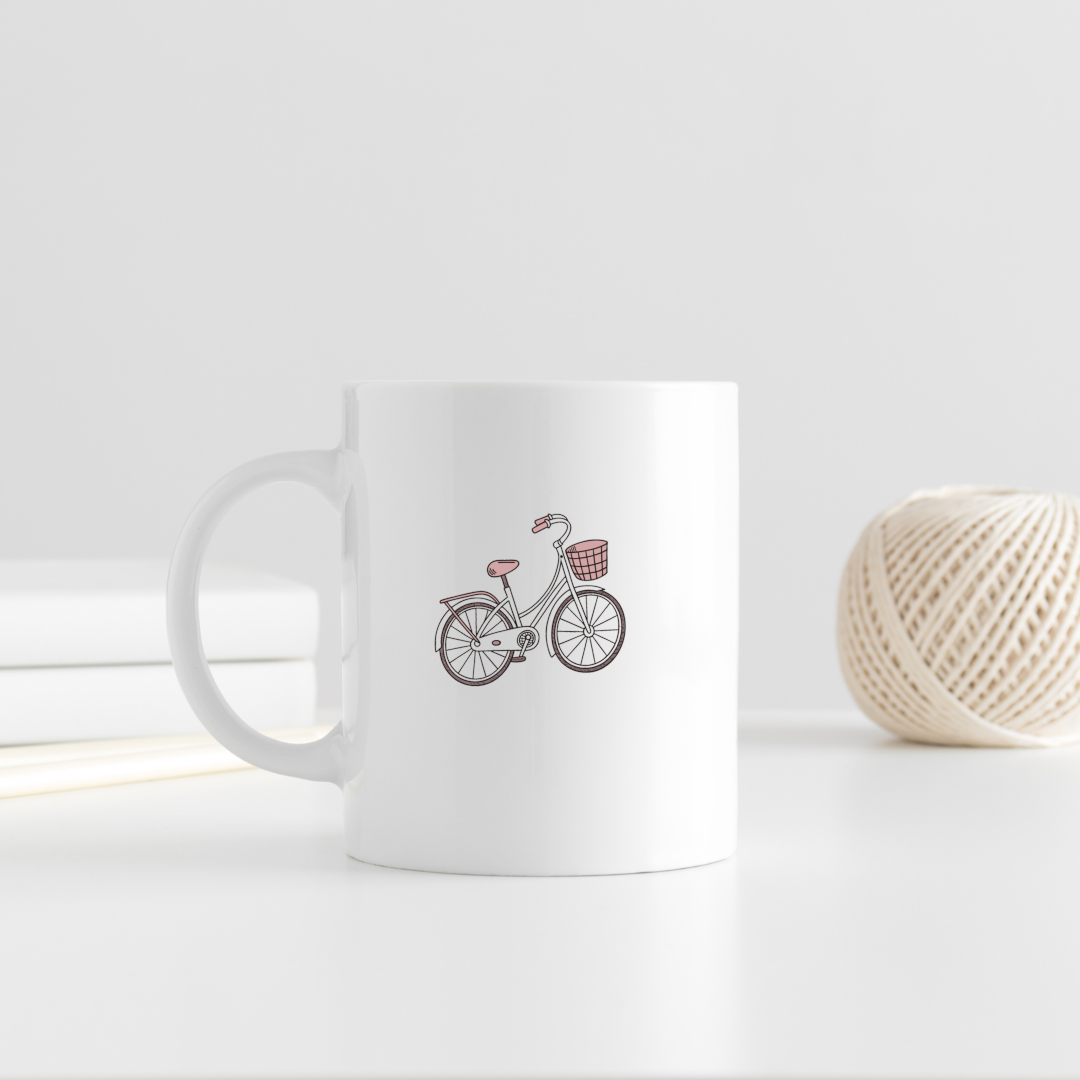 Mug style vintage avec vélo rétro et panier en dessin doodle charmant