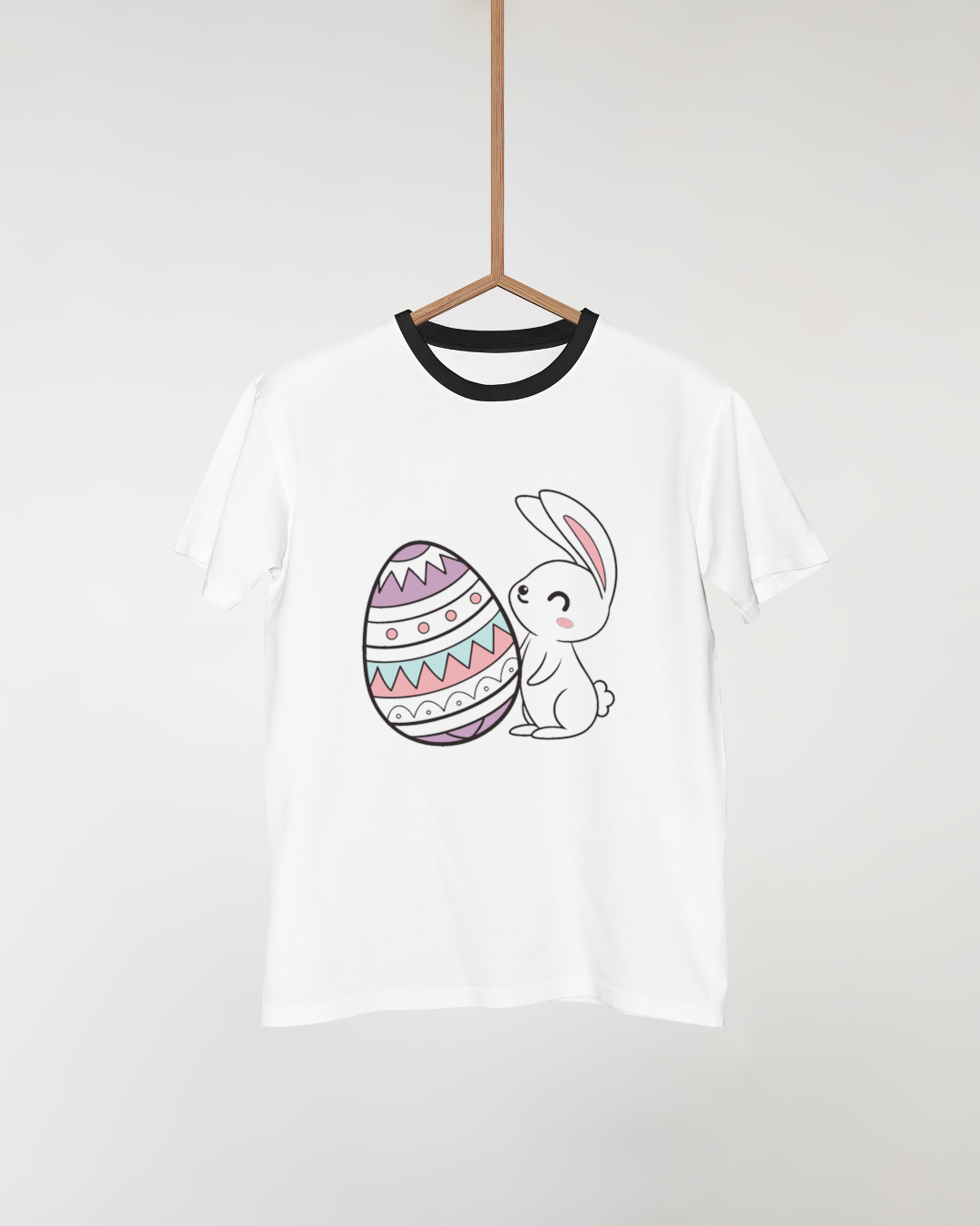 T-shirt festif avec lapin kawaii et œuf de Pâques joyeux